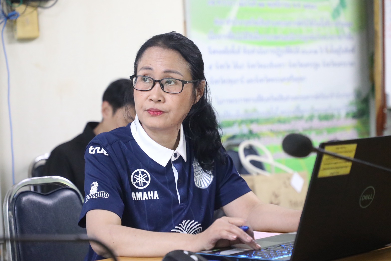 title - เลขาธิการ ส.ป.ก. ตรวจเยี่ยม ส.ป.ก.บุรีรัมย์ ในวาระองคมนตรี เป็นประธานในการเปิดสำนักงานสถานีวิจัยการเกษตรและพัฒนาโครงการหลวงโนนดินแดง ณ จังหวัดบุรีรัมย์